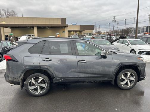 2023 Toyota RAV4 Prime SE