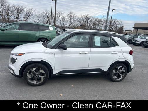 2023 Hyundai VENUE Limited