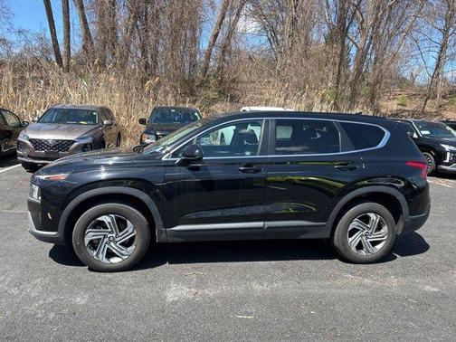 2021 Hyundai SANTA FE SE