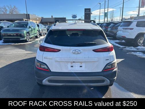 2022 Hyundai KONA SEL