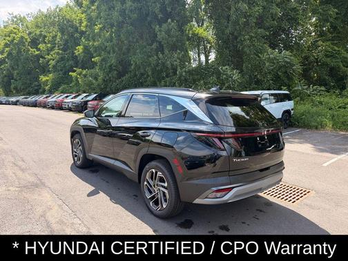 Ash Black 2025 Hyundai TUCSON Hybrid Limited