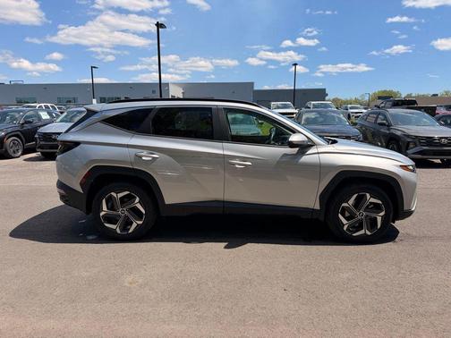 Shimmering Silver 2024 Hyundai TUCSON SEL