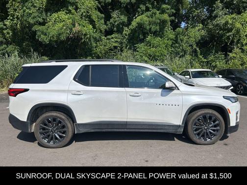 2023 Chevrolet Traverse RS