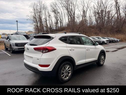 2016 Hyundai TUCSON SE