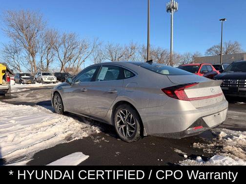 2023 Hyundai SONATA SEL