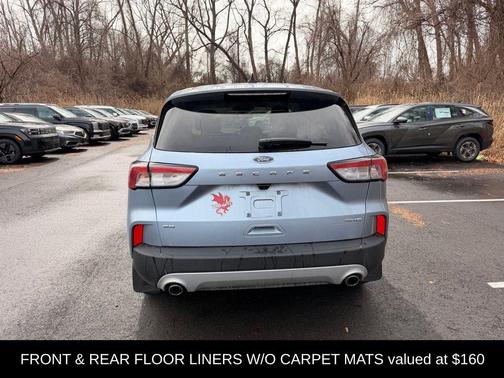 ICED BLUE SILVER METALLIC 2022 Ford Escape SE