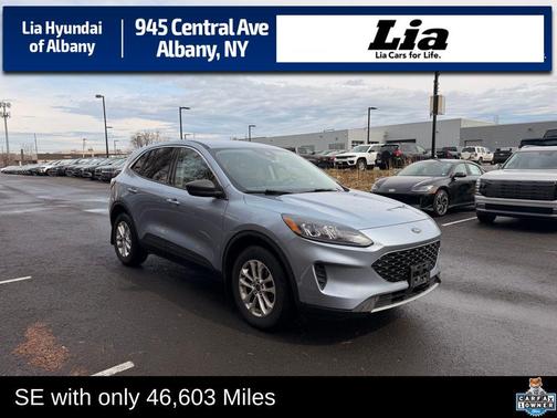 ICED BLUE SILVER METALLIC 2022 Ford Escape SE