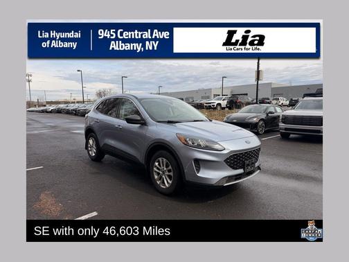 ICED BLUE SILVER METALLIC 2022 Ford Escape SE
