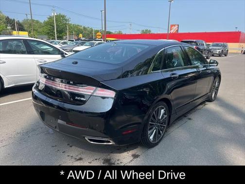 2016 Lincoln MKZ Base