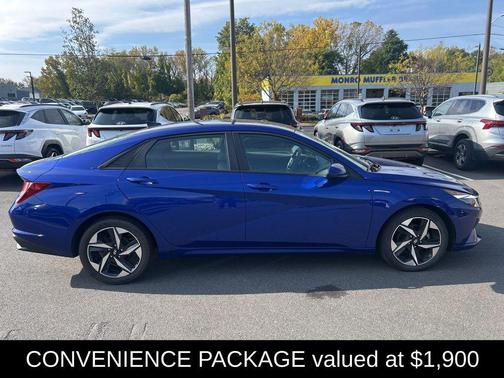 2023 Hyundai ELANTRA SEL