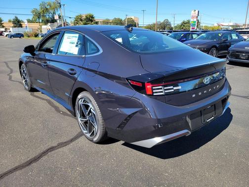 2026 Hyundai SONATA SEL