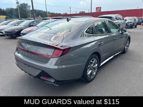 2022 Hyundai SONATA SEL