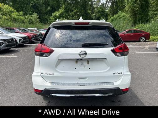 2017 Nissan Rogue SV