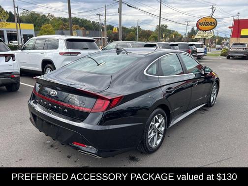 2022 Hyundai SONATA SEL