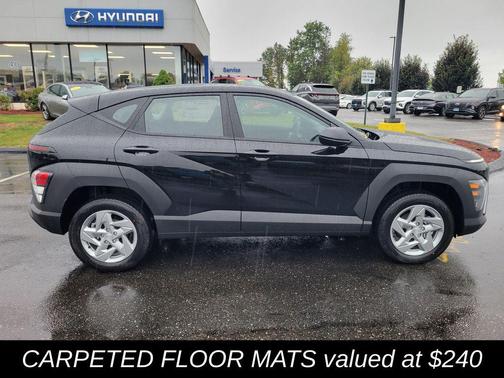 Abyss Black Pearl 2026 Hyundai KONA SE