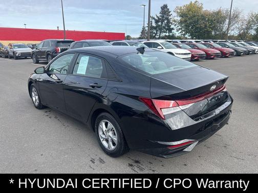 2021 Hyundai ELANTRA SE