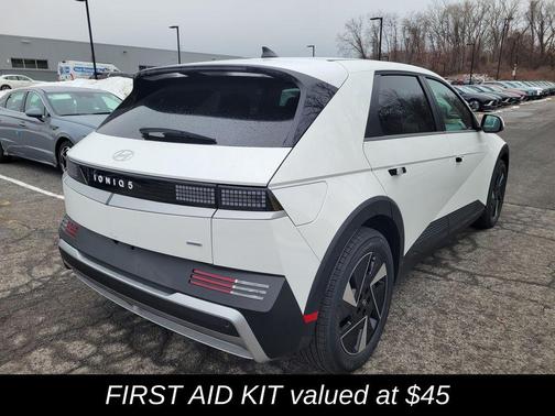 2026 Hyundai IONIQ 5 SE