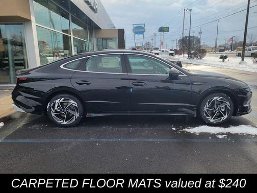 Abyss Black 2026 Hyundai SONATA SEL
