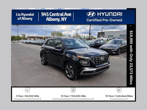 Onyx Black 2025 Hyundai VENUE SEL