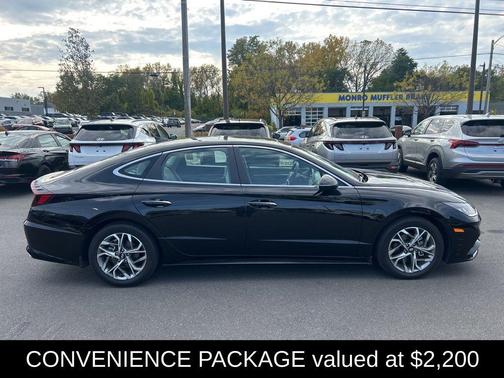 2023 Hyundai SONATA SEL