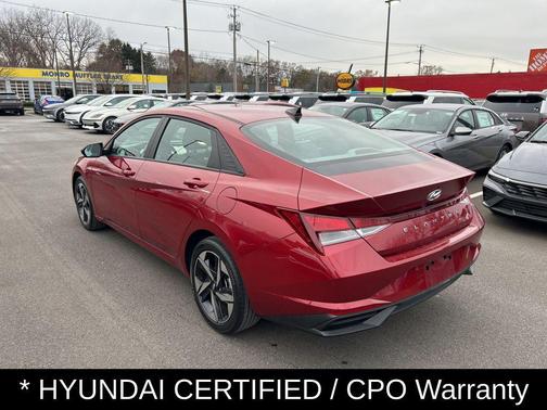 2023 Hyundai ELANTRA SEL