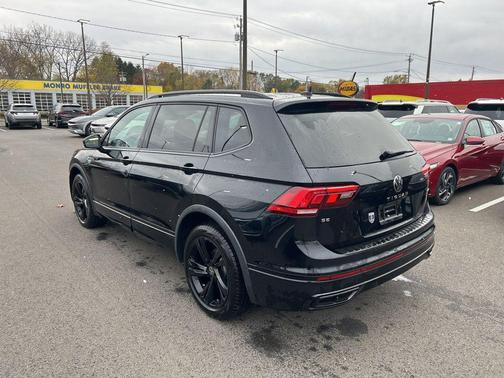 2023 Volkswagen Tiguan 2.0T SE R-Line Black 4MOTION