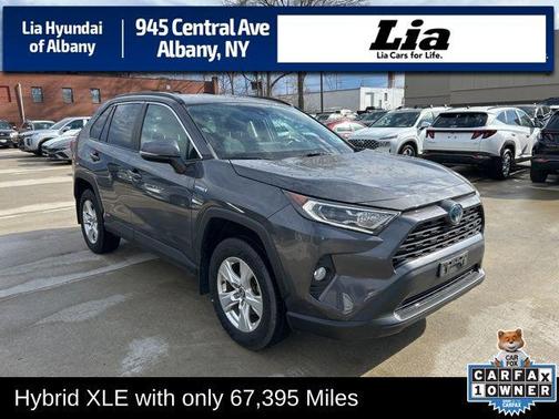 2020 Toyota RAV4 Hybrid XLE