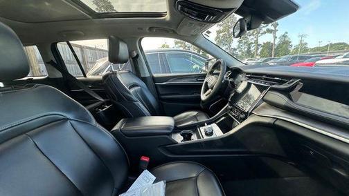 Bright White Clearcoat 2024 Jeep Grand Cherokee 4xe Base