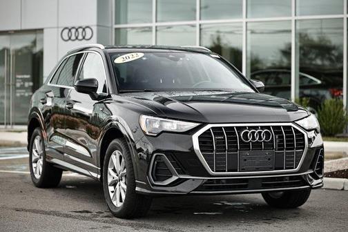 2022 Audi Q3 45 S line Premium