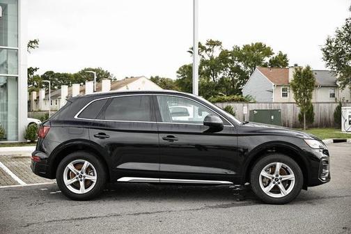 2023 Audi Q5 40 Premium