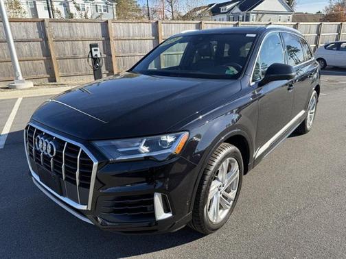 2021 Audi Q7 55 Premium Plus