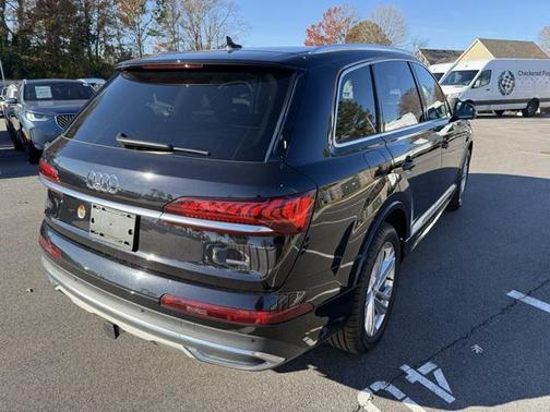 2021 Audi Q7 55 Premium Plus