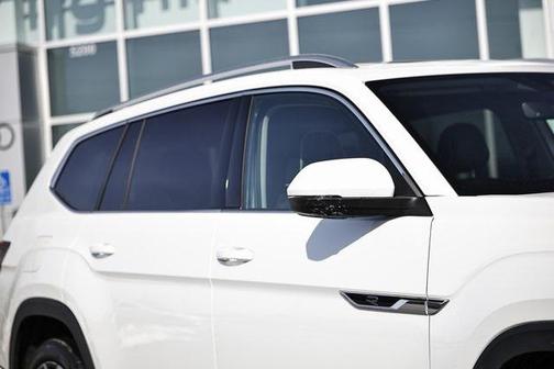 2024 Volkswagen Atlas 2.0T SEL Premium R-Line 4MOTION