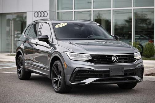 2023 Volkswagen Tiguan 2.0T SE R-Line Black