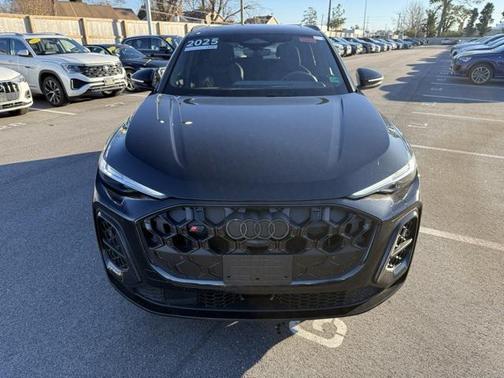 2025 Audi SQ5 3.0T Premium Plus