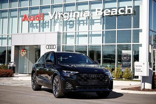 Mythos Black Metallic 2026 Audi Q8 55 Premium Plus