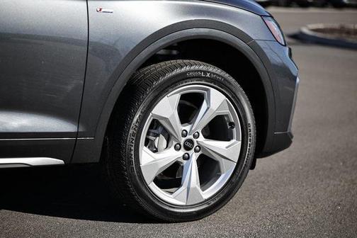 2024 Audi Q5 45 S line Premium Plus