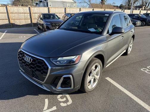 2024 Audi Q5 45 S line Premium Plus