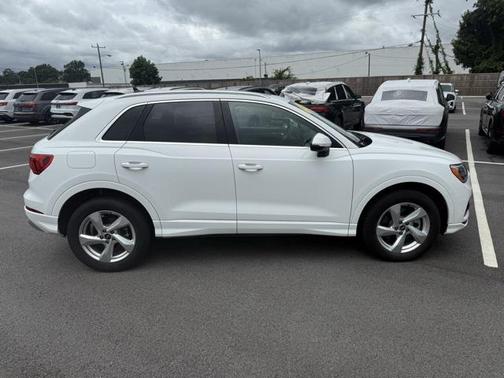 2021 Audi Q3 40 Premium