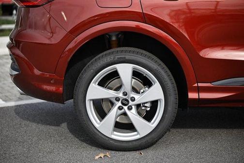 2025 Audi Q5 Premium Plus TFSI quattro S tronic