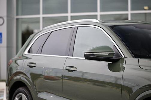 2025 Audi Q5 Prestige TFSI quattro S tronic