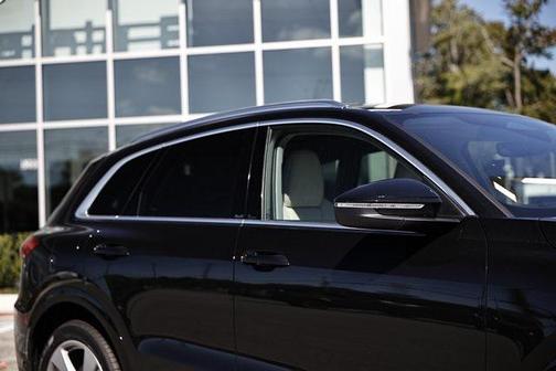 2025 Audi Q5 Prestige TFSI quattro S tronic