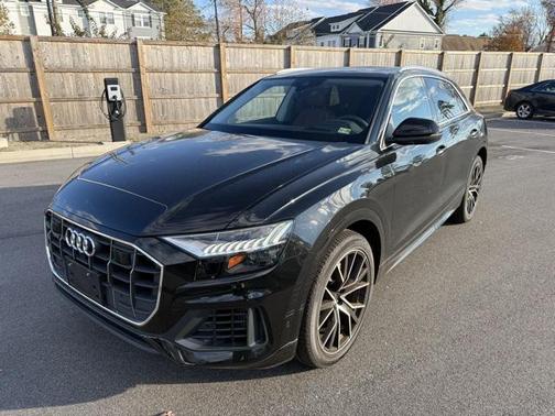 2022 Audi Q8 55 Prestige