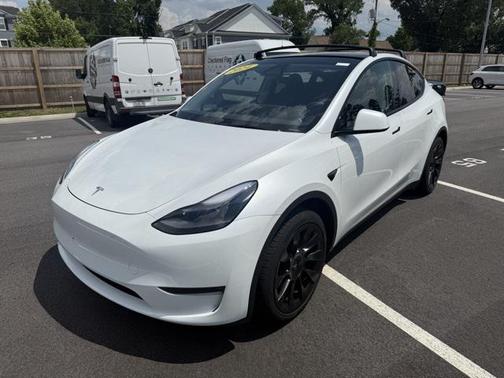 2024 Tesla Model Y Long Range Dual Motor All-Wheel Drive