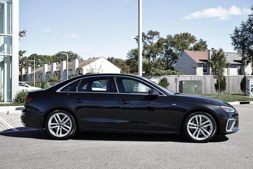 2024 Audi A4 45 S line Premium Plus