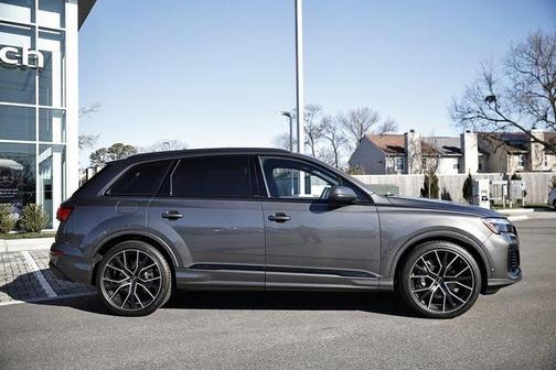 2025 Audi Q7 55 Prestige