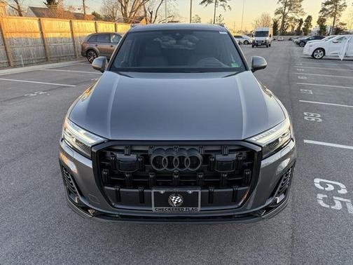 2025 Audi Q7 55 Prestige