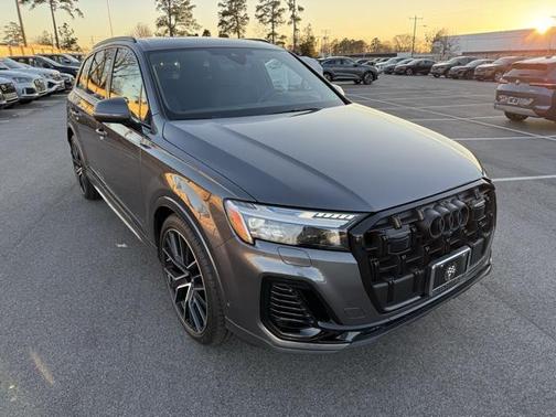 2025 Audi Q7 55 Prestige