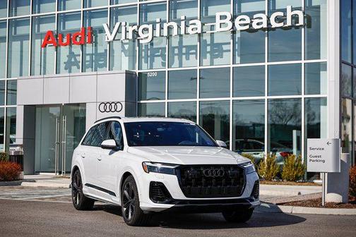 Glacier White Metallic 2026 Audi Q7 55 Premium Plus