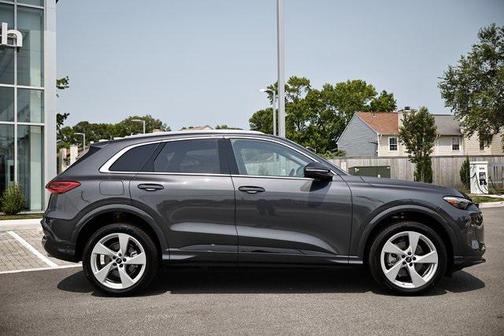 2025 Audi Q5 Premium Plus